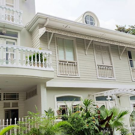 Charming La Casita Mercedes, 5Br And 5Tb For Family And Friends Staycation Makati City Exteriér fotografie
